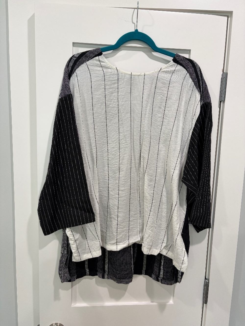 Alembika Linen Top